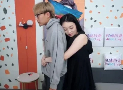 Nữ sinh người yêu dâm đãng và nồng cháy